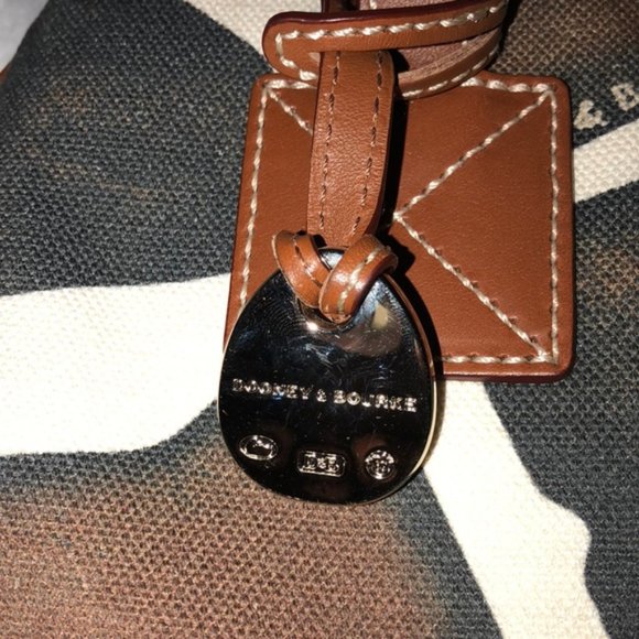 Dooney & Bourke Purse
